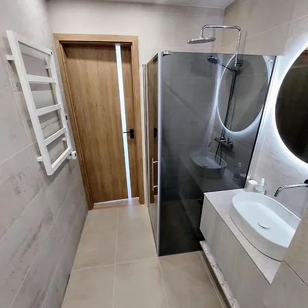 M18 Waterside Park Apartments, Self Check-in, Free Parking, Wi-fi 아파트 *