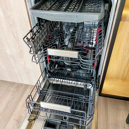 M18 Waterside Park Apartments, Self Check-in, Free Parking, Wi-fi Klaipeda