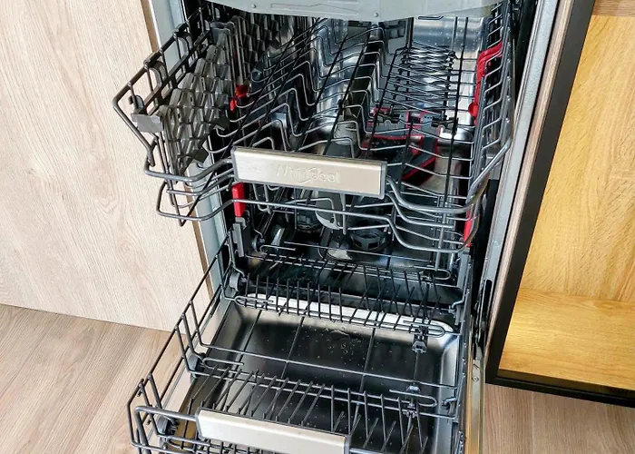 M18 Waterside Park Apartments, Self Check-in, Free Parking, Wi-fi קלייפדה