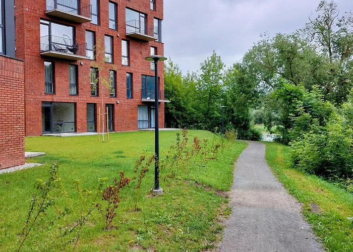 דירה M18 Waterside Park Apartments, Self Check-in, Free Parking, Wi-fi